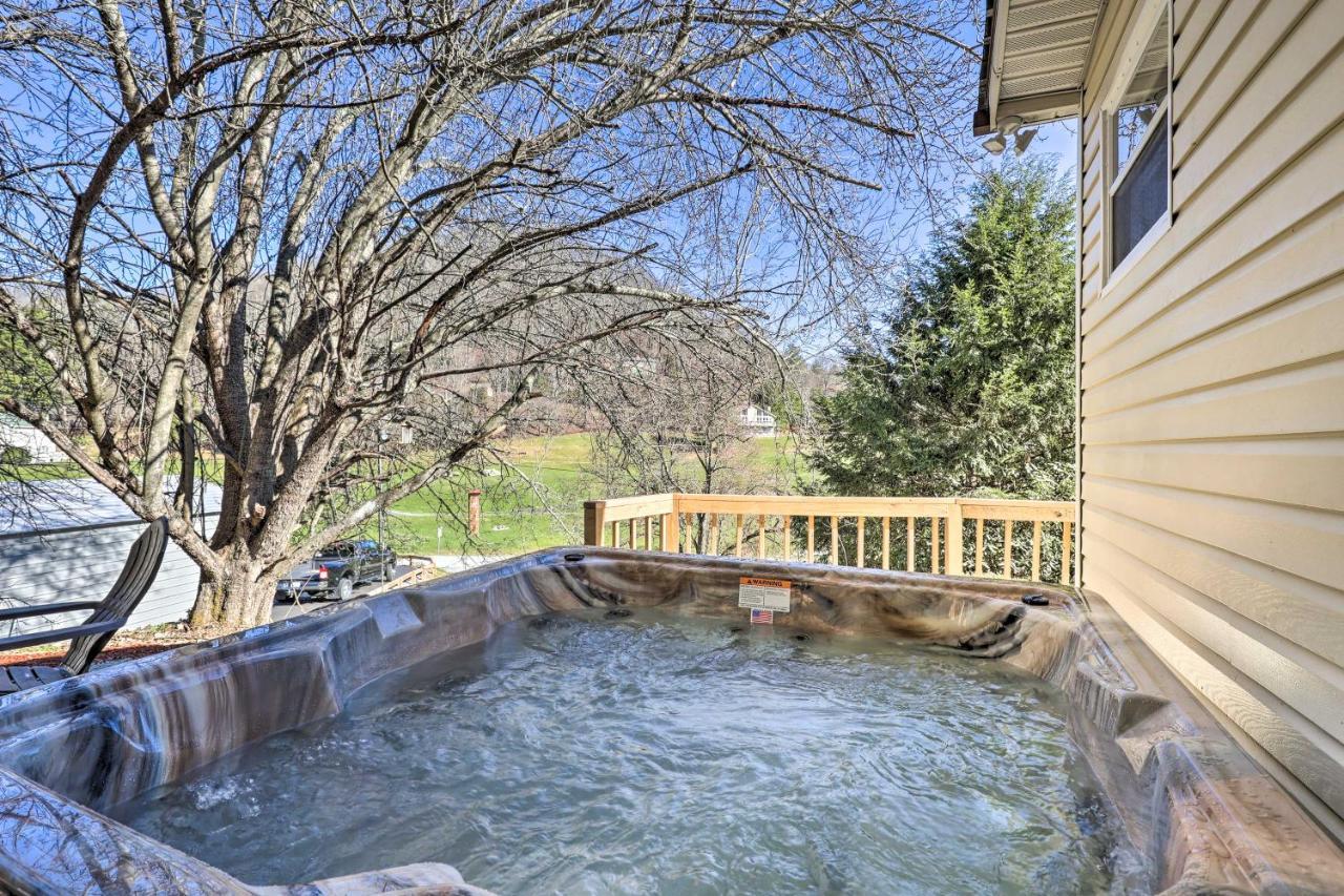 Вилла Hot Tub And Fire Pit At Luxe Blue Ridge Bungalow Вилас Экстерьер фото